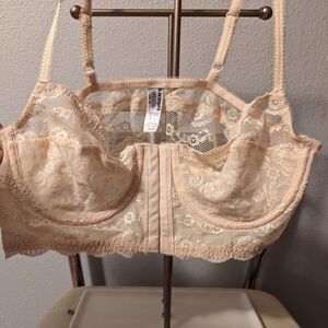 Lace Underwire Bra in Cream